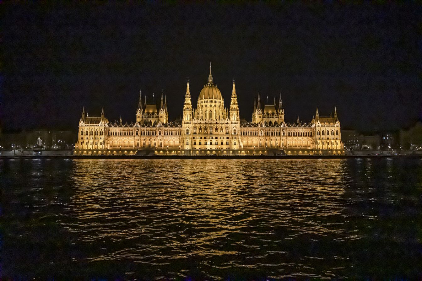 EKSKURZIJA MATURANATA – BUDIMPEŠTA, 21 – 23.4.2023.   [×]