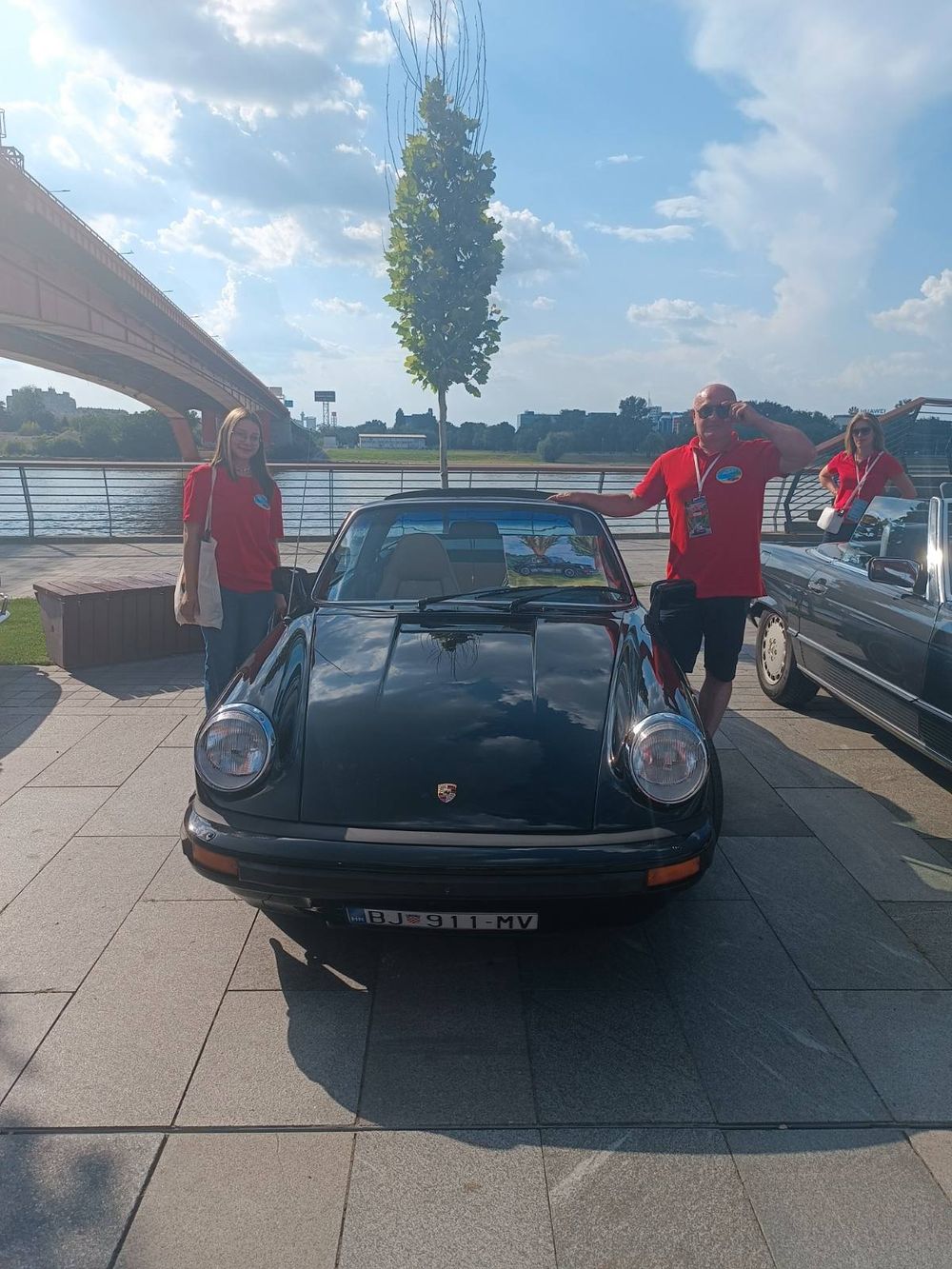 MEĐUNARODNI OLD-TIMER CABRIO SKUP    [×]